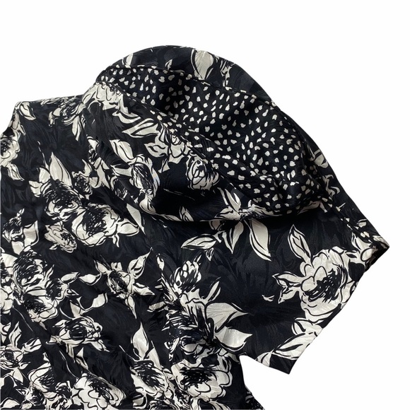 VINTAGE ADRIANNA PAPELL PUFF sleeve Floral 100% Silk  Button Jacket Blouse. - Picture 10 of 11